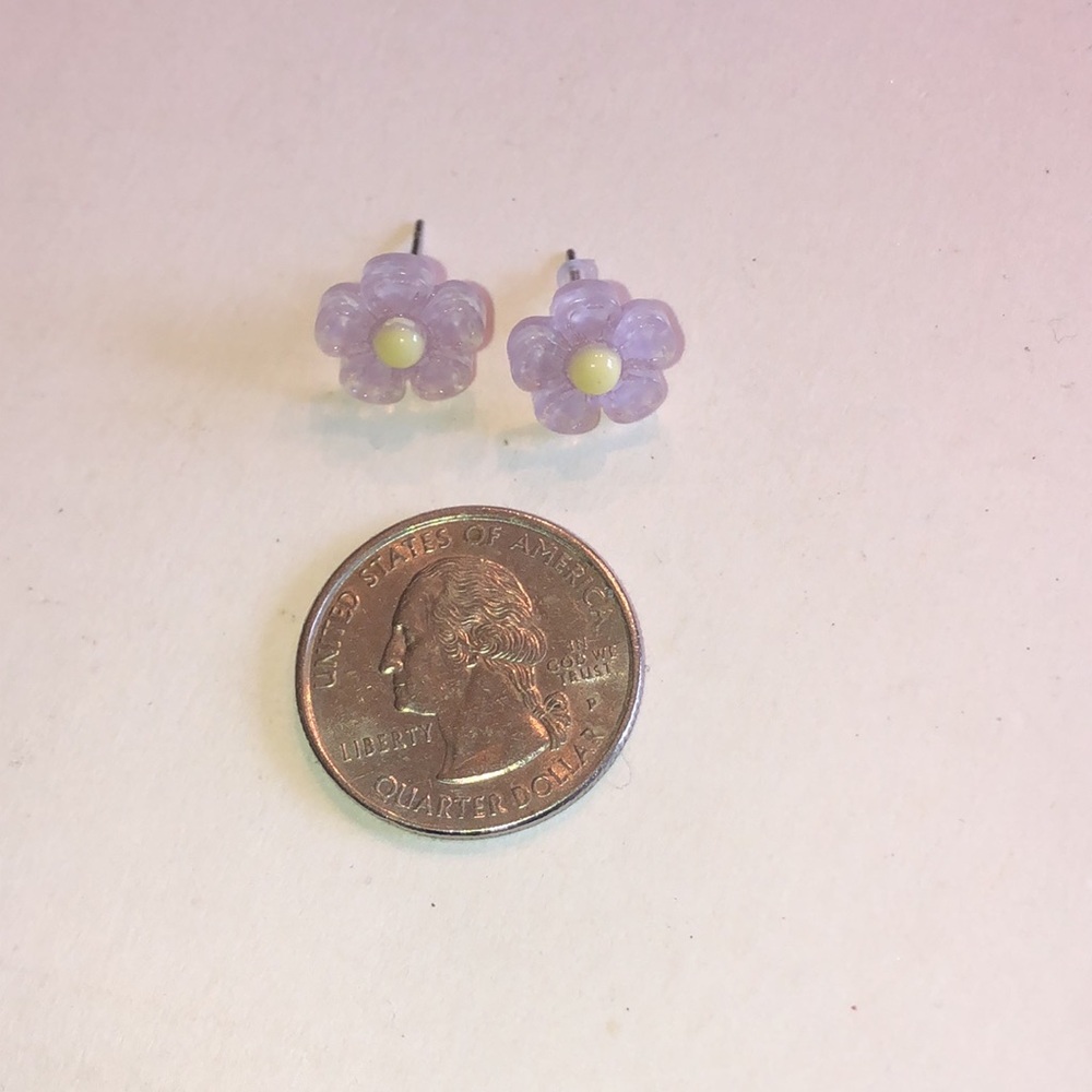 Purple Daisy Flower Stud Earrings with Yellow Center - Picture 3 of 4